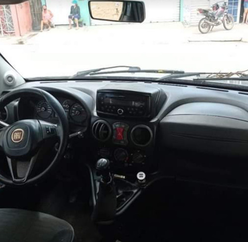 Fiat Doblo 2014 1.8 16v Adventure Flex 5p