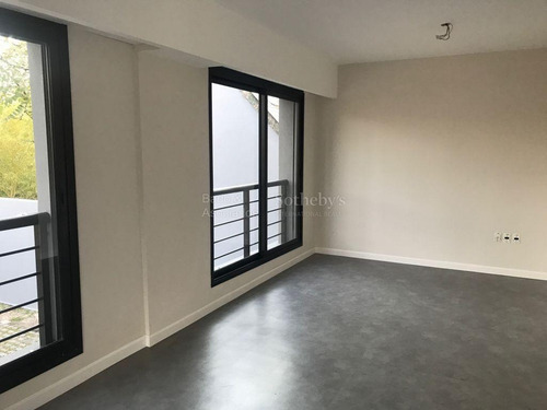 Oficna En Carrasco De 30 M2