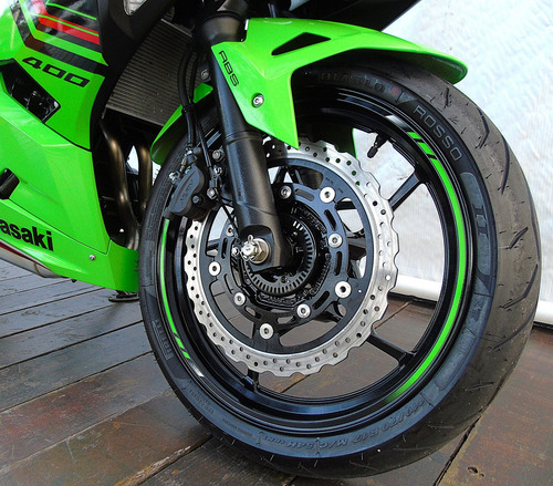 Kawasaki Ninja 400 Krt Réplica