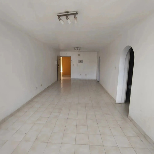 Imagen 3 de 11 de Vendo En Rebaja Apartamento En La Rosaleda