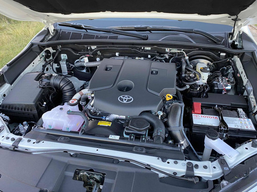 Toyota Hilux (permuto)