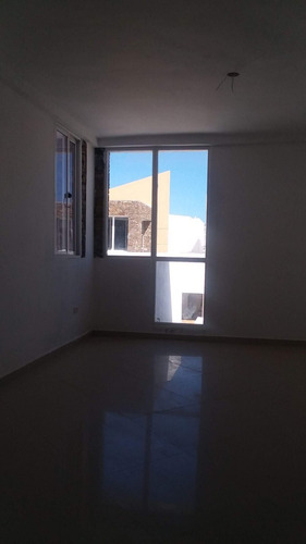 Imagen 11 de 19 de En Venta Hermosa Casa A Estrenar De 2 Niveles En El Conjunto Residencial Majestic En La Isla De Margarita, Municipio Maneiro, Venezuela