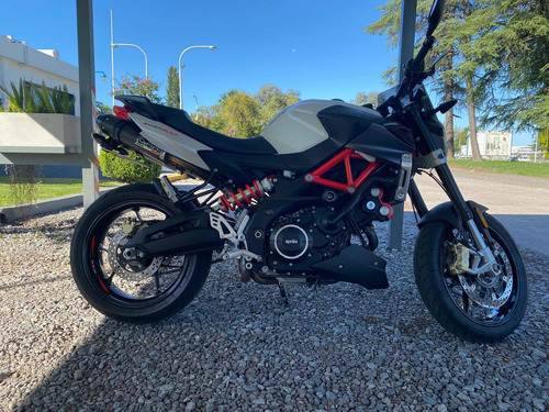 Imagen 2 de 8 de Aprilia Shiver 900 (no Mt07 No Mt09 No Z900)