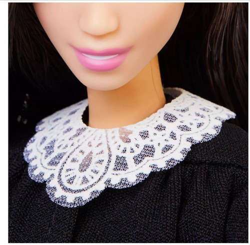 Barbie Juíza Direito Com Cabelo Preto Melhor Preço Mattel