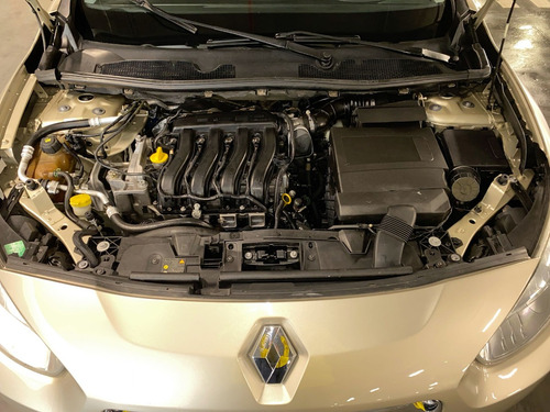 Renault Fluence 1.6 Confort