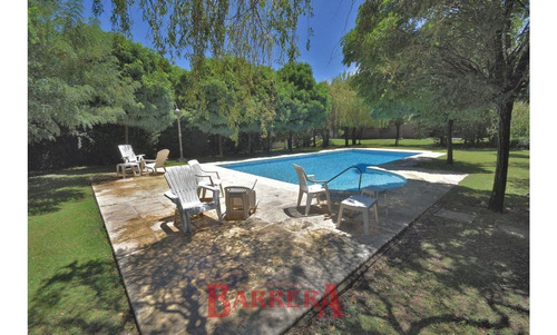 Imagen 4 de 13 de Lote Doble Con Piscina De 68 M2 En El Mejor Country Club De