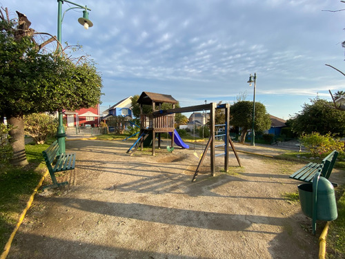 Se Vente Amplia Casa Familiar 7d,4e,3b, Ciudad Del Este