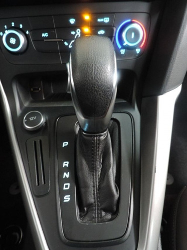 Imagem 14 de 15 de Ford Focus Sedan Fastback 2.0