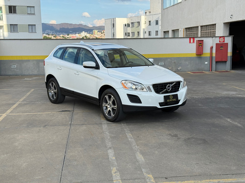 Volvo XC60 2.0 T5 Dynamic 5p