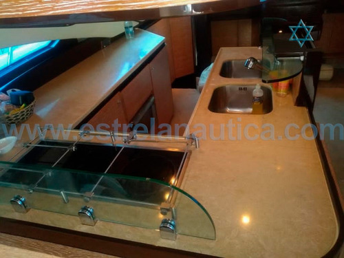 Lancha Azimut 60 Barco Iate N Ferreti Intermarine Excalibur