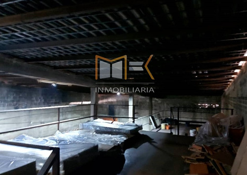 En Venta Galpón Gato Negro Catia Caracas