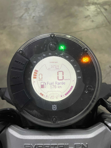 Imagen 7 de 15 de Husqvarna Svartpilen