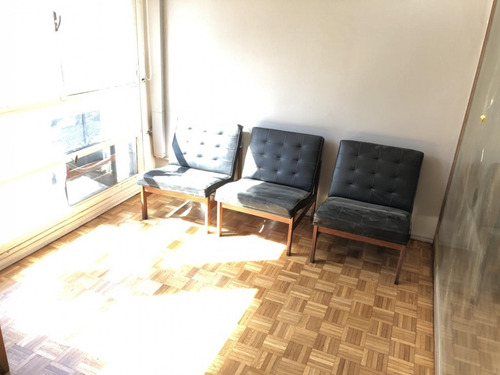 Oficina En Ciudad Vieja