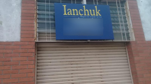 Local - Lanús
