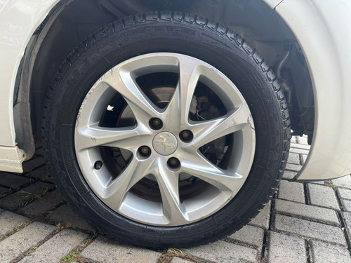 Peugeot 208 208 Allure 1.5 Flex 8V 5p