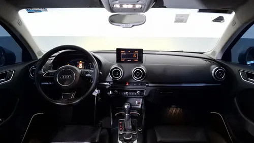 Audi A3 1.8 TFSI ATTRACTION PLUS S TRONIC