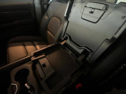 Imagem 8 de 15 de Ram 1500 5.7 V8 Gasolina Rebel Cd 4x4 Automático
