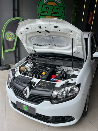 Renault Sandero 1.0 AUTHENTIQUE 16V FLEX 4P MANUAL