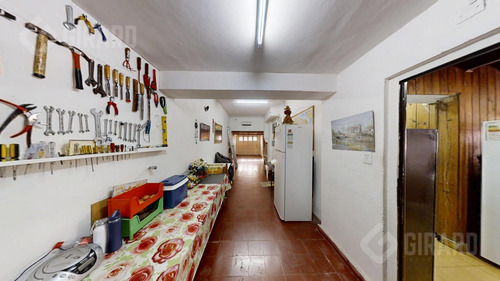 Casa En Parque Luro