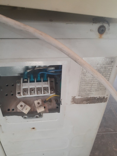 Imagen 6 de 8 de Vendo Aire Acondicionado Split Delonghi F/c De2250f Usado