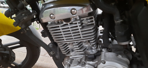 Imagem 7 de 9 de Suzuki Gsr150i