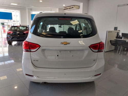 Imagen 18 de 25 de Chevrolet Spin 1.8 Nafta Lt Manual 5 Asientos 105cv 2023*