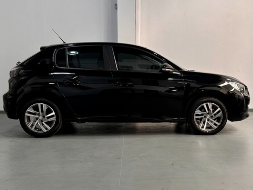 Peugeot 208 1.6 Allure Tiptronic