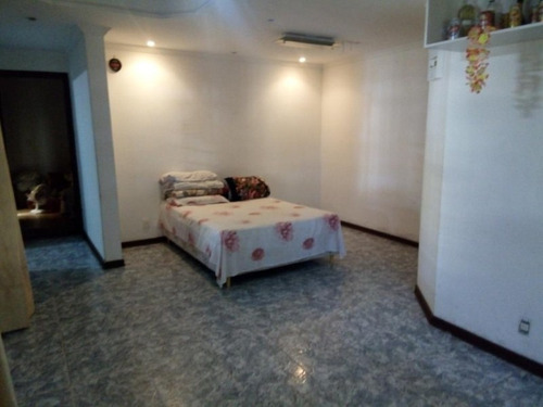 Sobrado Com 4 Dormitórios À Venda, 320 M² Por R$ 850.000 - Jardim Pagliato - Sorocaba/sp. - So0104 - 67640106