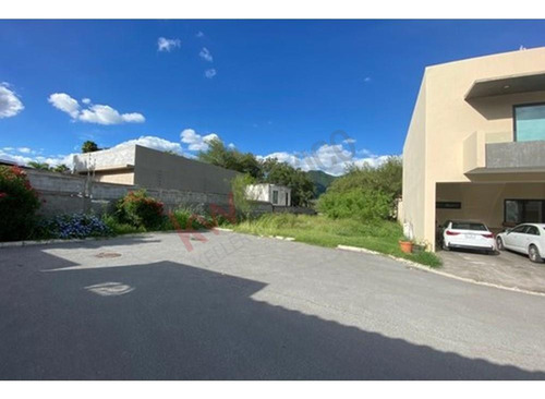 Terreno Residencial En Venta En Valle Del Vergel Carretera Nacional, Zona El Uro A 3 Minutos De E...