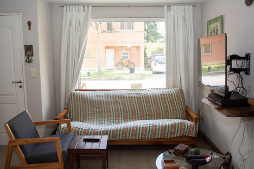 Imagen 6 de 27 de Venta - Duplex 3 Ambientes En Barrio Casas Del Paque - Pilar