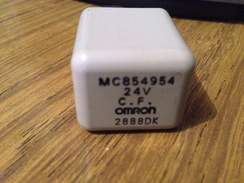 Relay Mc854954 Mitsubishi Canter 3 Patas