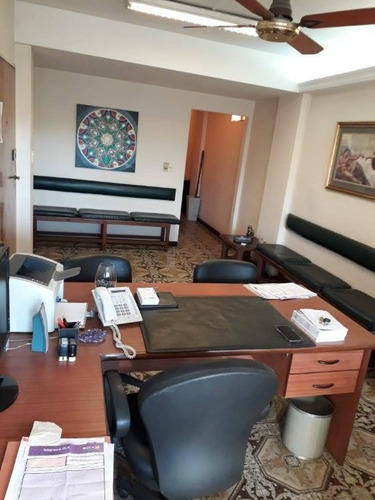 Imagen 4 de 11 de Departamento En Venta En Moron Centro