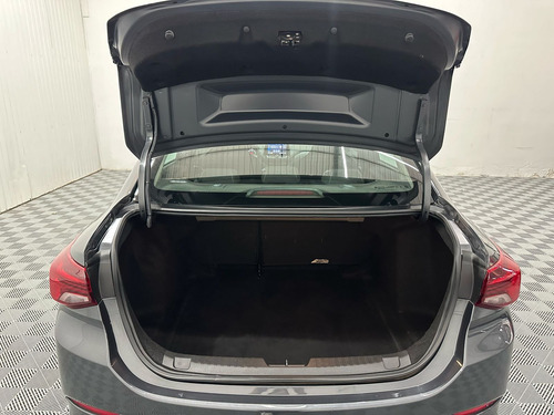 Chevrolet Onix plus 1.0 Lt 4p