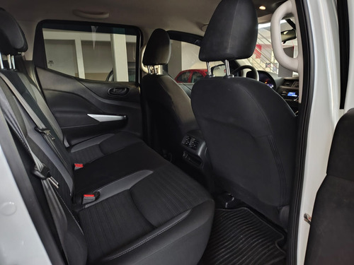Nissan Frontier 2.3 S Cd 4x4 Mt