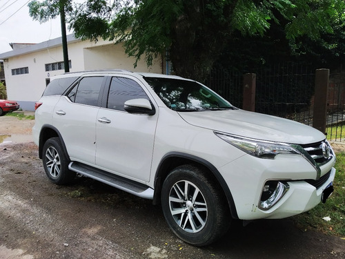 Toyota Hilux Sw4