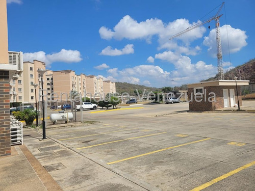Estefani Salon Vende Hermoso Apartamento En Ciudad Roca-lara-25-14104