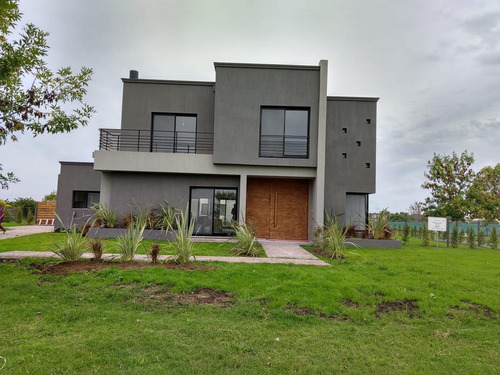 Imagen 1 de 24 de Casa - El Canton - Golf
