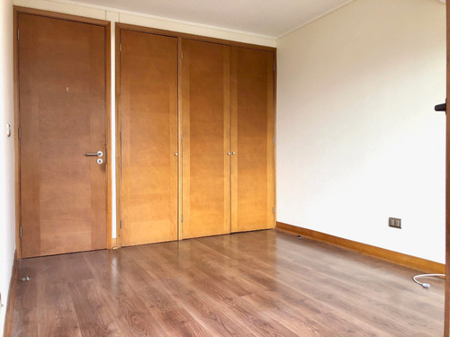Venta Cómodo Casi Nuevo_bien Ubicado_zona Tranquila