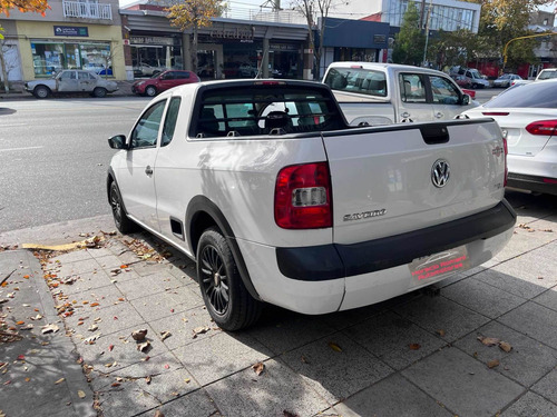 Imagen 6 de 10 de Volkswagen Saveiro 2014 1.6 Ce 101cv Pack Electr. + Seg.