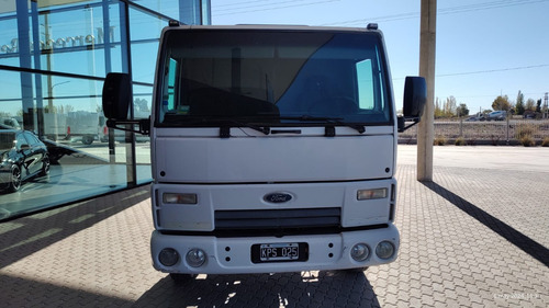 Ford Cargo 915 Modelo 2011