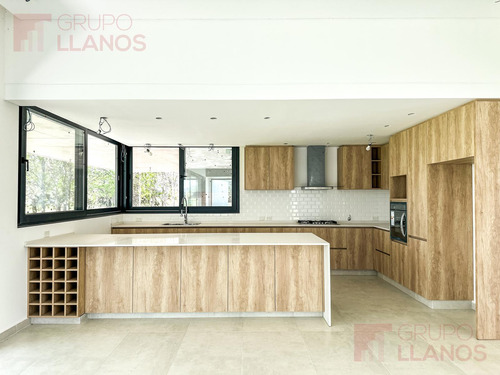 Venta De Casa A Estrenar Con 3 Dormitorios Con Vista Al Golf En Everlinks