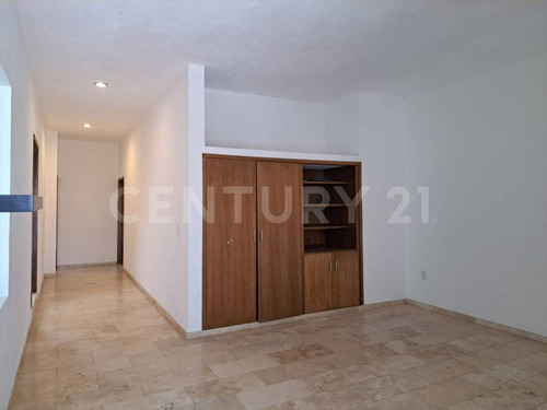 Casa En Venta En Hacienda Real (cantera)