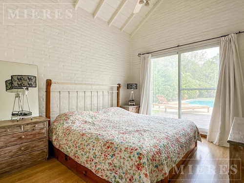 Muy Linda Casa En Venta En Laureles