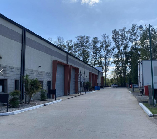 Micro Parque Industrial Depósitos En Venta Complejo Nogalis - Exaltación De La Cruz