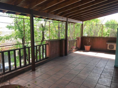 Imagen 6 de 24 de Casa De Estilo Ingles En San Fernando A La Venta