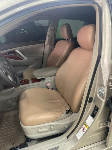 Imagen 7 de 14 de Toyota Camry