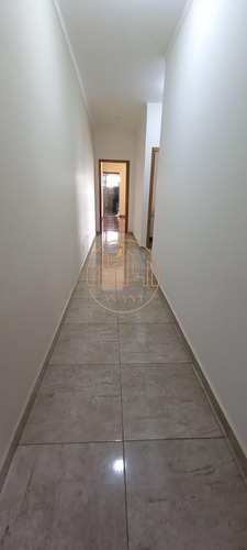 Imagem 8 de 30 de Área Com Duas Casas E Um Galpão - 4412