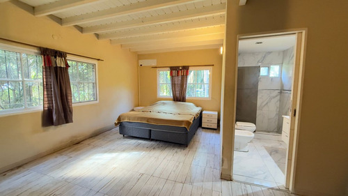 Casa En Venta Con Parque Cancha Futbol , Pileta