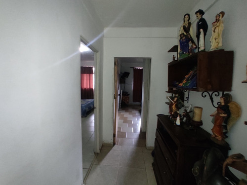 Best House Vende Hermosa Y Amplia Casa Ubicada La Urbanizacion Colinas De Carrizal