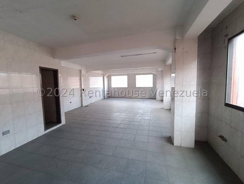 Yonny Silva Rentahouse Vende Excelente Edificio En Valle Arriba Guatire Rcys 24-23134